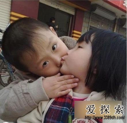 1岁<em>女孩月经初潮</em>+00后性早熟令人震惊(7)