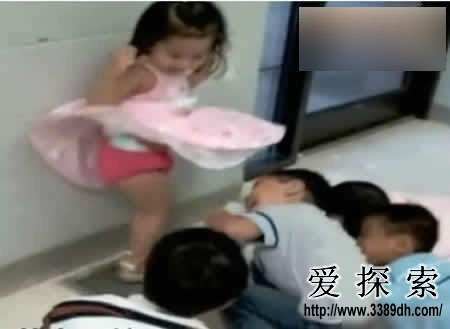 <em>1岁女孩月经</em>初潮+00后性早熟令人震惊(13)