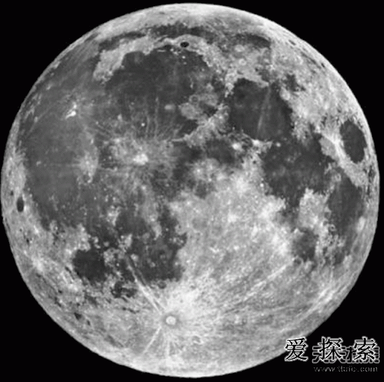 月球背面出现二战飞机 曾有飞碟起落(2)